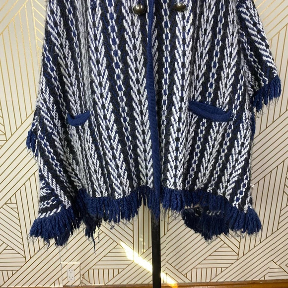 Anthropologie Sleeping on Snow Tajo Poncho Sweater Fringe Knit Blue One Size - Picture 7 of 12